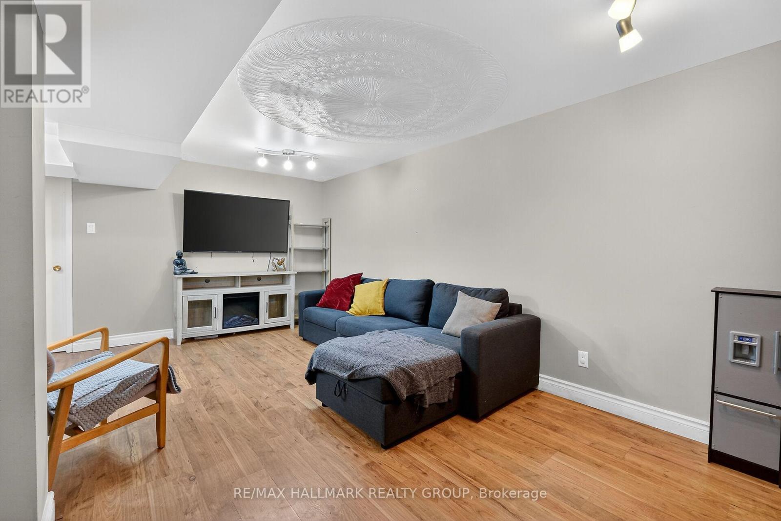 1821 Brousseau Crescent, Ottawa, Ontario  K1C 2Y5 - Photo 32 - X12434478
