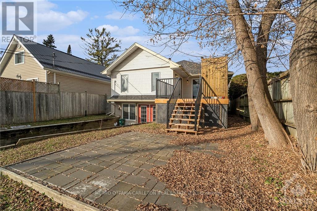 41 Red Maple Crescent, Ottawa, Ontario  K1B 4E2 - Photo 25 - X12434481