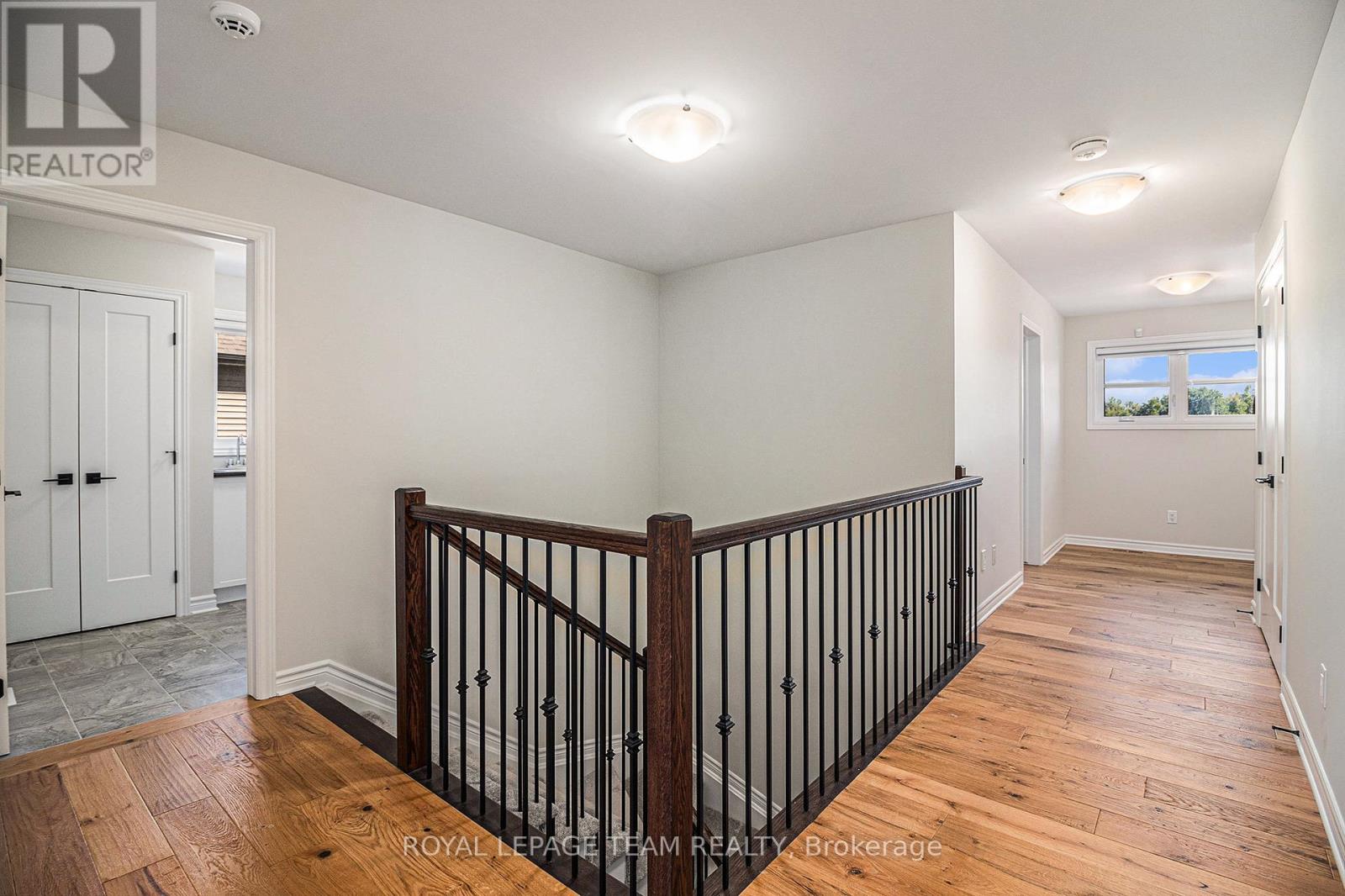 486 Central Park Boulevard, Russell, Ontario  K4R 0C7 - Photo 19 - X12434495