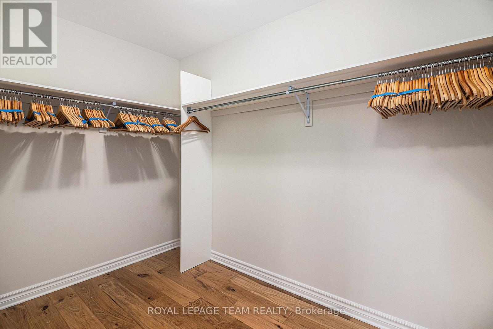 486 Central Park Boulevard, Russell, Ontario  K4R 0C7 - Photo 23 - X12434495