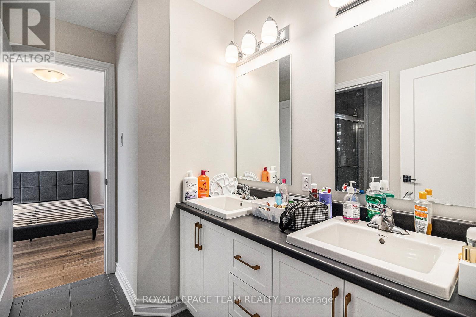 486 Central Park Boulevard, Russell, Ontario  K4R 0C7 - Photo 27 - X12434495