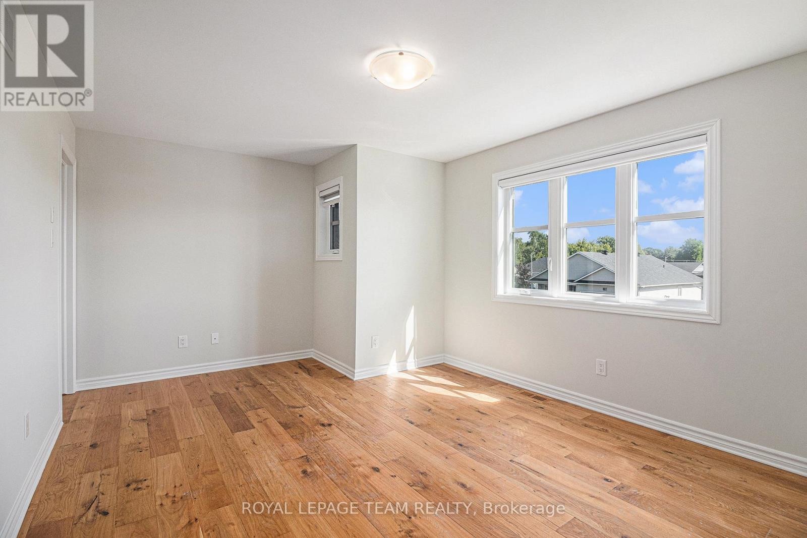 486 Central Park Boulevard, Russell, Ontario  K4R 0C7 - Photo 28 - X12434495