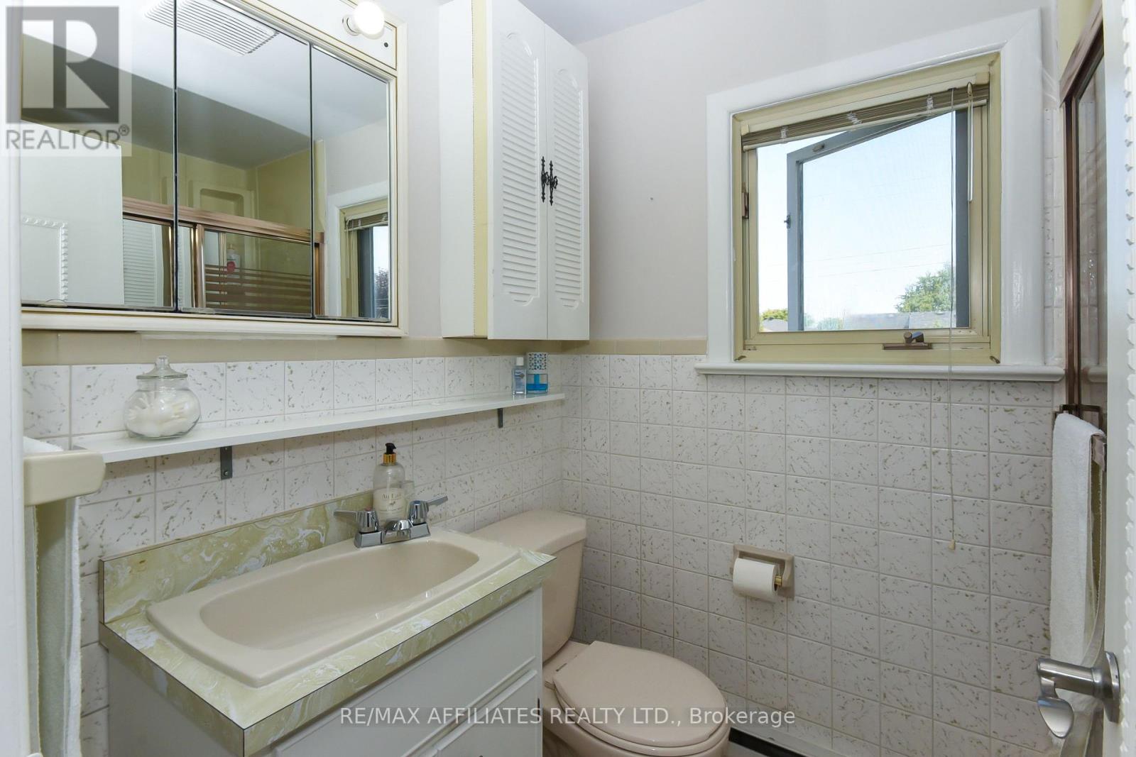 323 Fullerton Avenue, Ottawa, Ontario  K1K 1K2 - Photo 31 - X12434509
