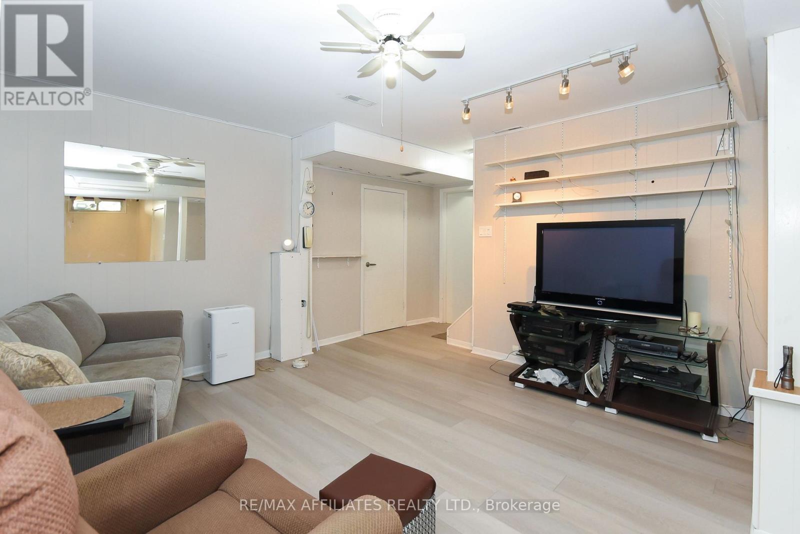 323 Fullerton Avenue, Ottawa, Ontario  K1K 1K2 - Photo 34 - X12434509
