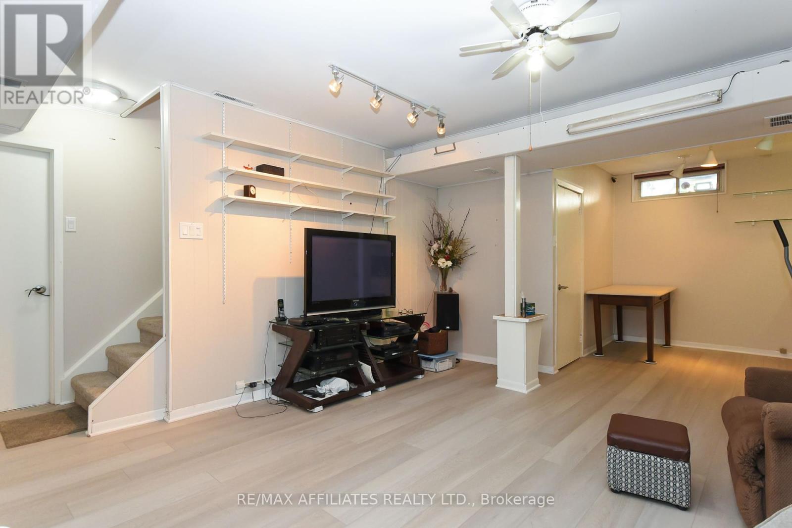 323 Fullerton Avenue, Ottawa, Ontario  K1K 1K2 - Photo 37 - X12434509