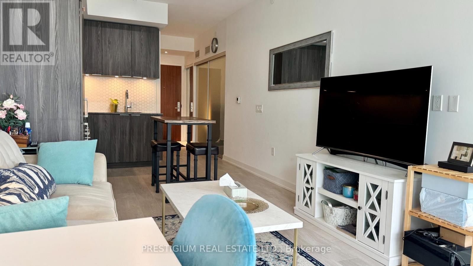 216 - 15 Queens Quay E, Toronto, Ontario  M5E 0C5 - Photo 11 - C12373095