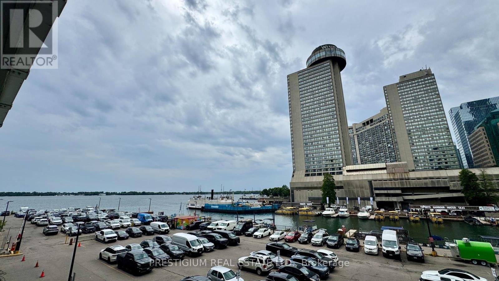 216 - 15 Queens Quay E, Toronto, Ontario  M5E 0C5 - Photo 16 - C12373095