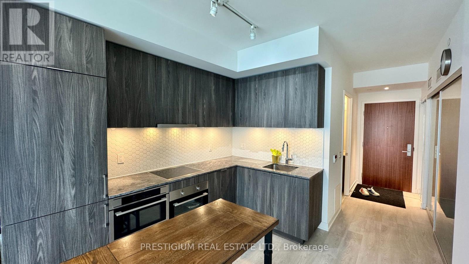 216 - 15 Queens Quay E, Toronto, Ontario  M5E 0C5 - Photo 6 - C12373095
