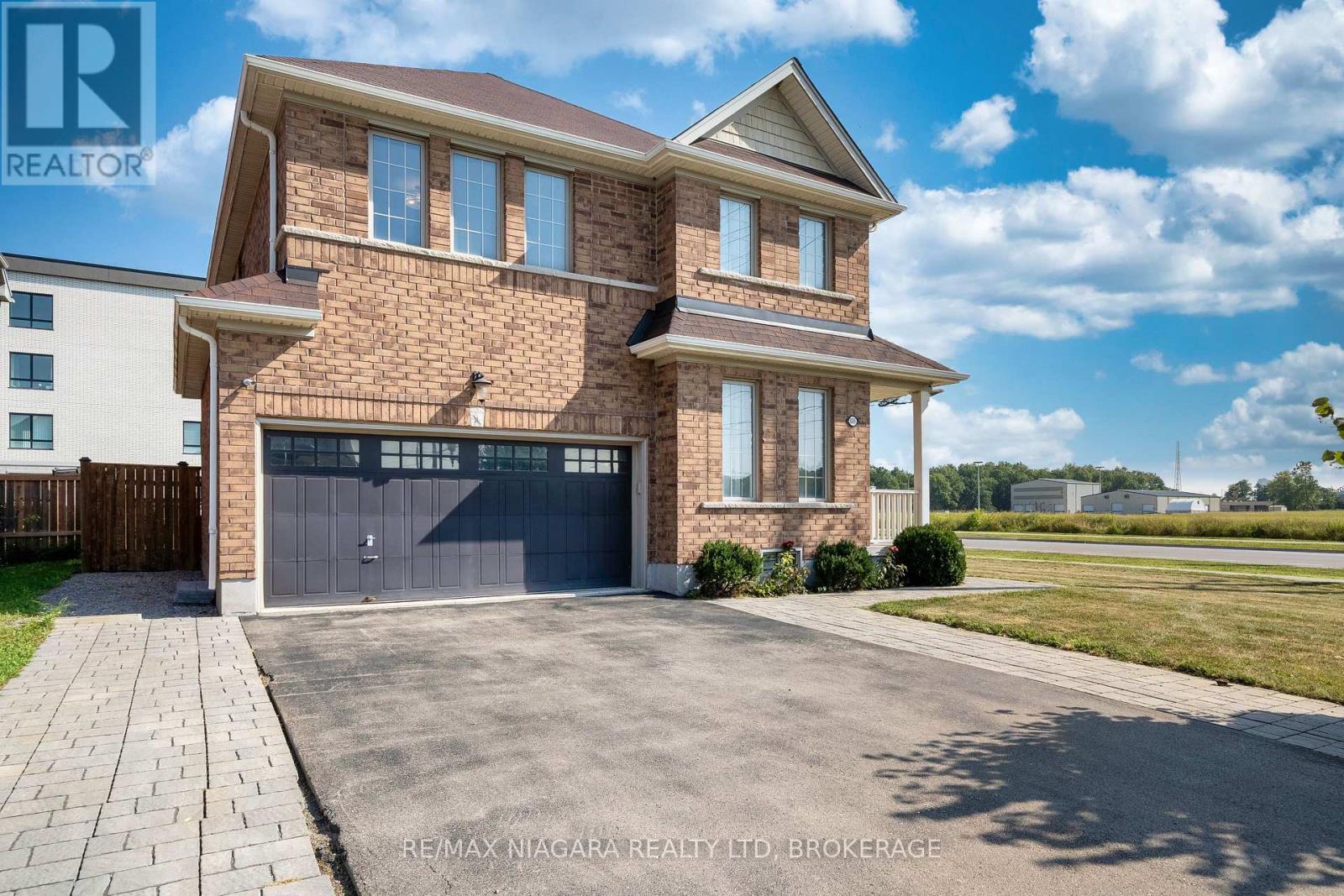 8285 Elderberry Drive, Niagara Falls (Brown), Ontario  L2H 0K6 - Photo 2 - X12434393