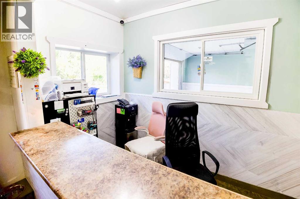 27006 Township Road 405.5 Township, Rural Lacombe County, Alberta  T4L 1X1 - Photo 32 - A2258335