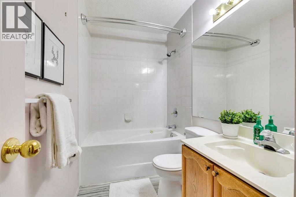 33 Shawnee View Sw, Calgary, Alberta  T2Y 2V4 - Photo 33 - A2255483