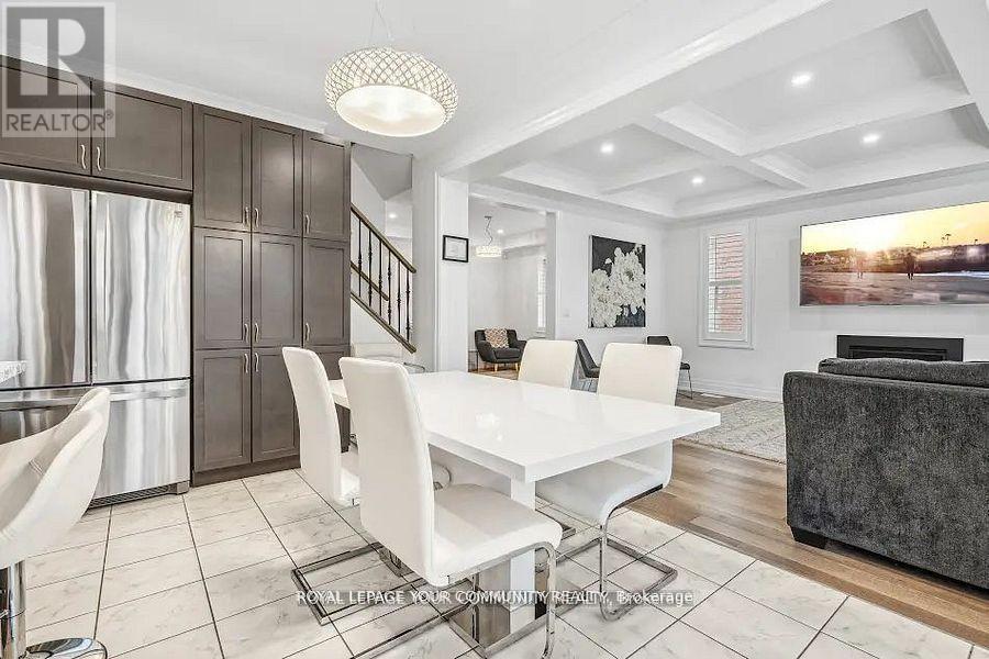 54 Prairie Grass Crescent, East Gwillimbury, Ontario  L9N 1K3 - Photo 15 - N12425609