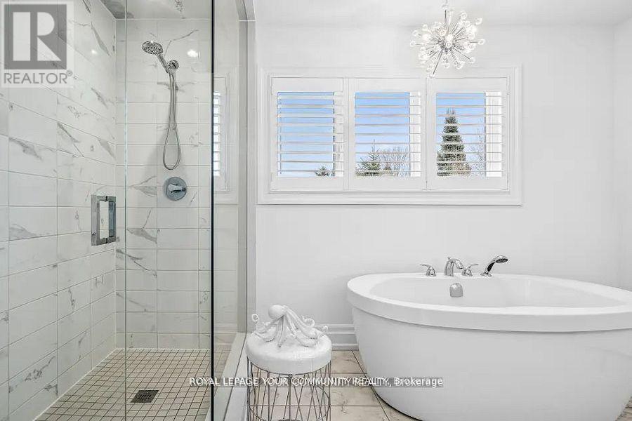 54 Prairie Grass Crescent, East Gwillimbury, Ontario  L9N 1K3 - Photo 34 - N12425609