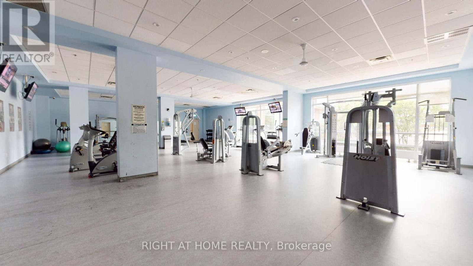 509 - 215 Queen Street E, Brampton, Ontario  L6W 0A9 - Photo 11 - W12350612