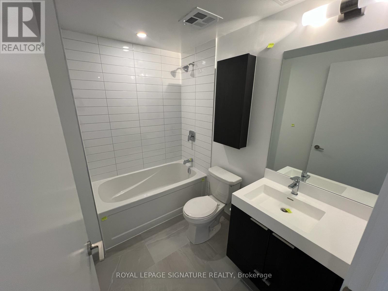 1022 - 3100 Keele Street, Toronto, Ontario  M3M 0E1 - Photo 10 - W12425869