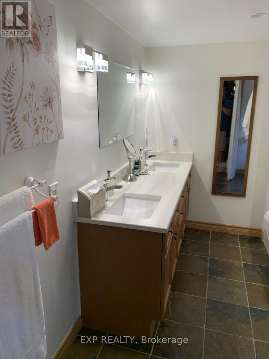 171 Chamonix Crescent, Blue Mountains, Ontario  L9Y 0S7 - Photo 19 - X12431298