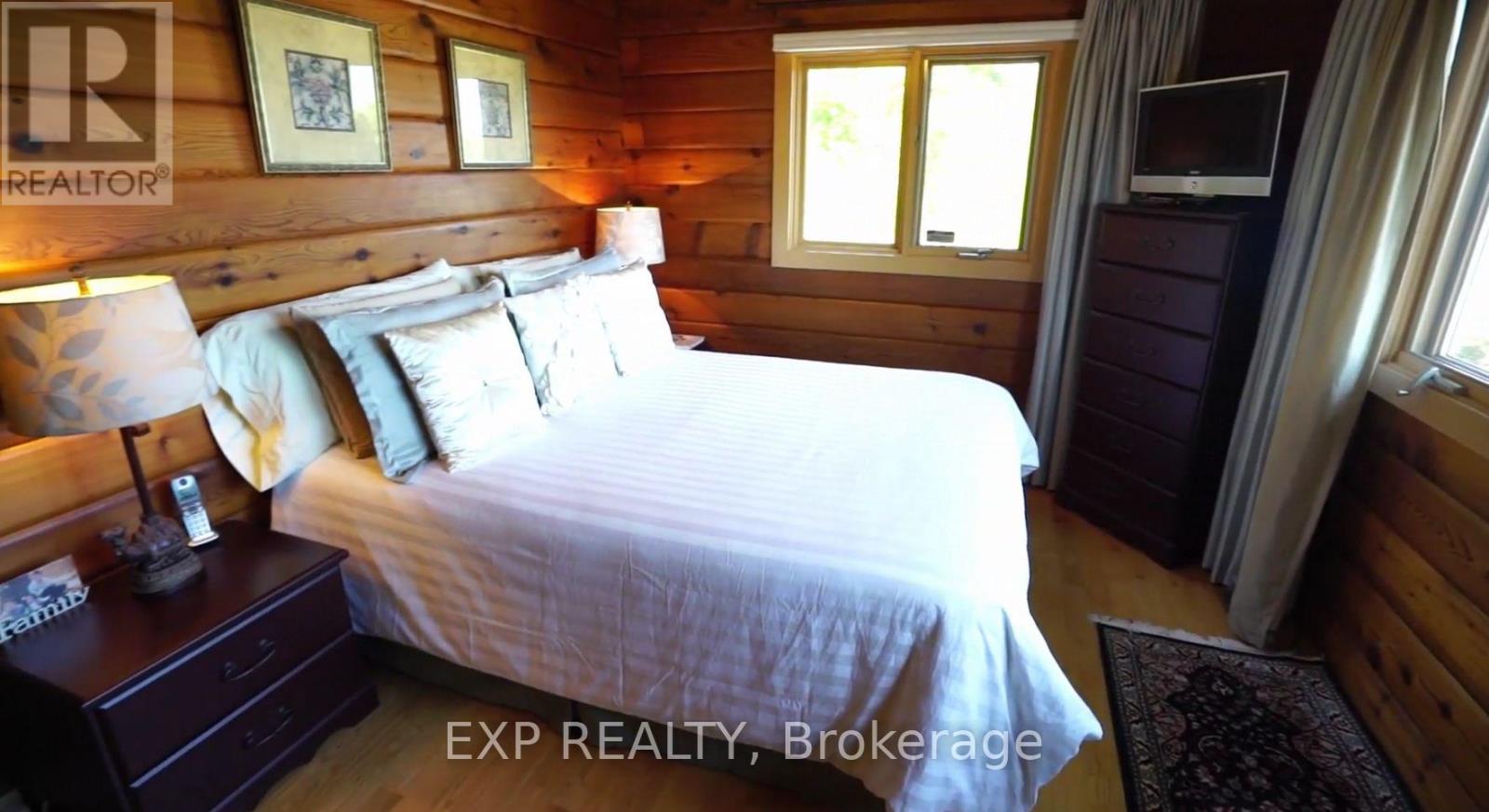 171 Chamonix Crescent, Blue Mountains, Ontario  L9Y 0S7 - Photo 17 - X12431298