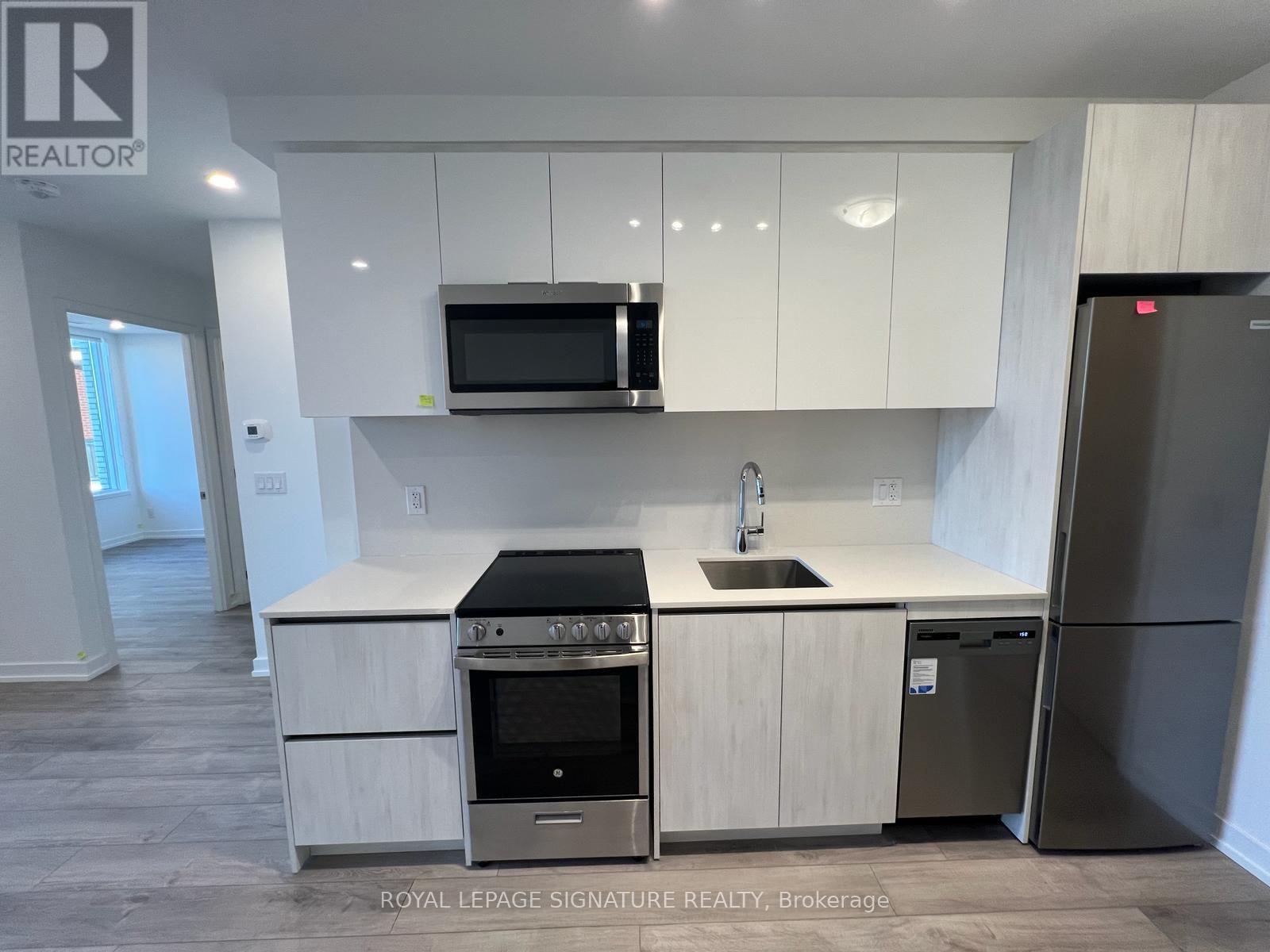 1022 - 3100 Keele Street, Toronto, Ontario  M3M 0E1 - Photo 4 - W12425869