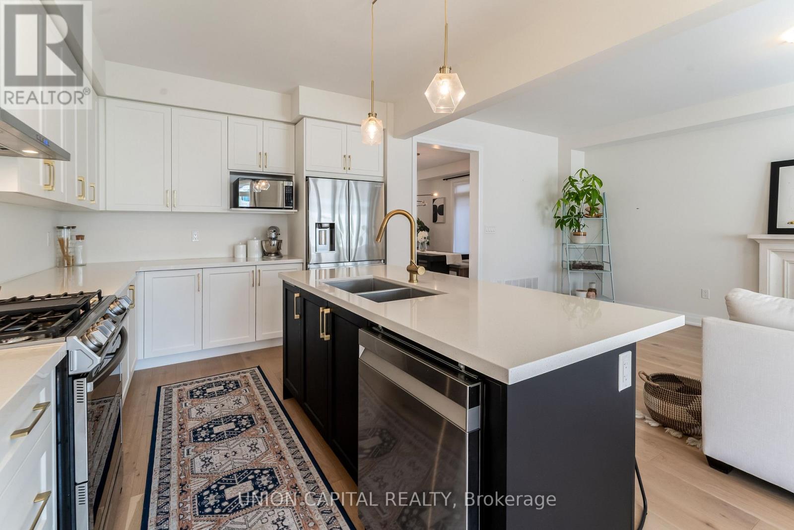 41 Auckland Drive, Whitby, Ontario  L1P 0H4 - Photo 17 - E12434348