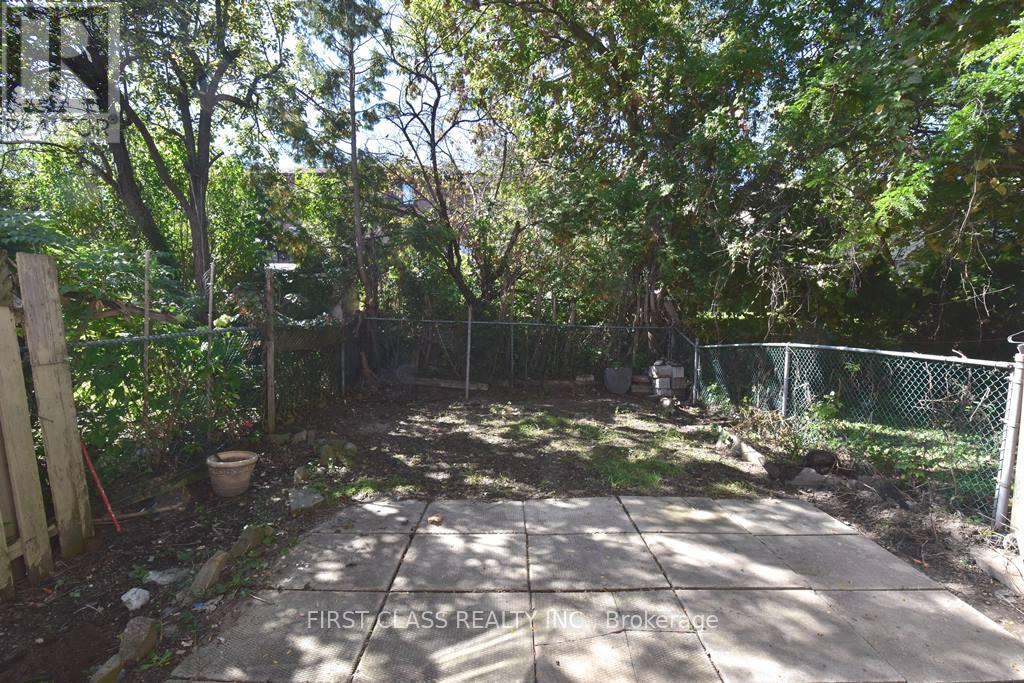 58 Bradstone Square, Toronto, Ontario  M1B 1W2 - Photo 22 - E12434353