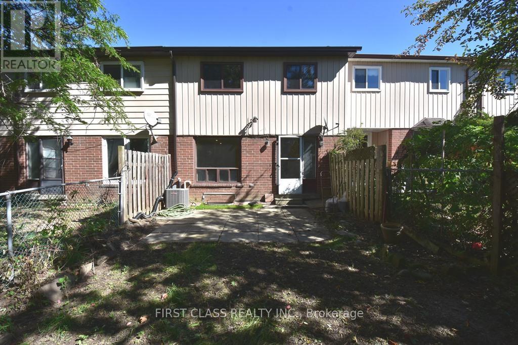 58 Bradstone Square, Toronto, Ontario  M1B 1W2 - Photo 23 - E12434353