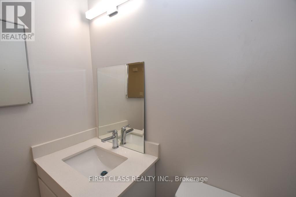 58 Bradstone Square, Toronto, Ontario  M1B 1W2 - Photo 3 - E12434353