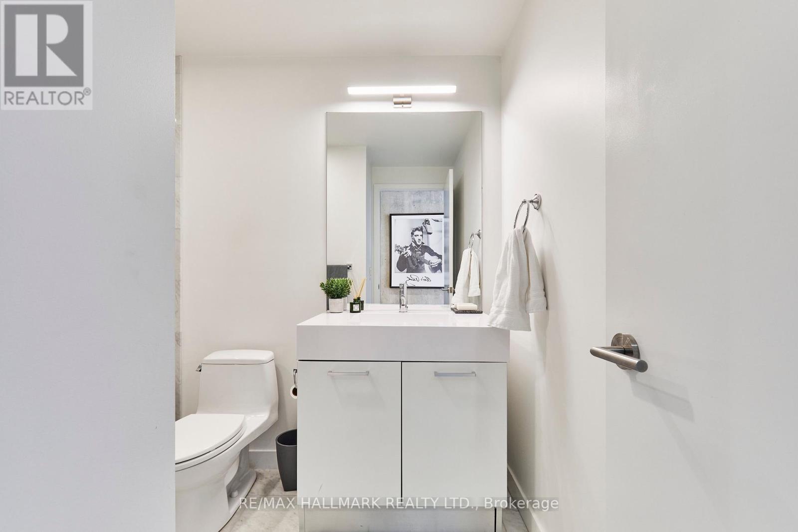211 - 90 Broadview Avenue, Toronto, Ontario  M4M 0A7 - Photo 18 - E12434374