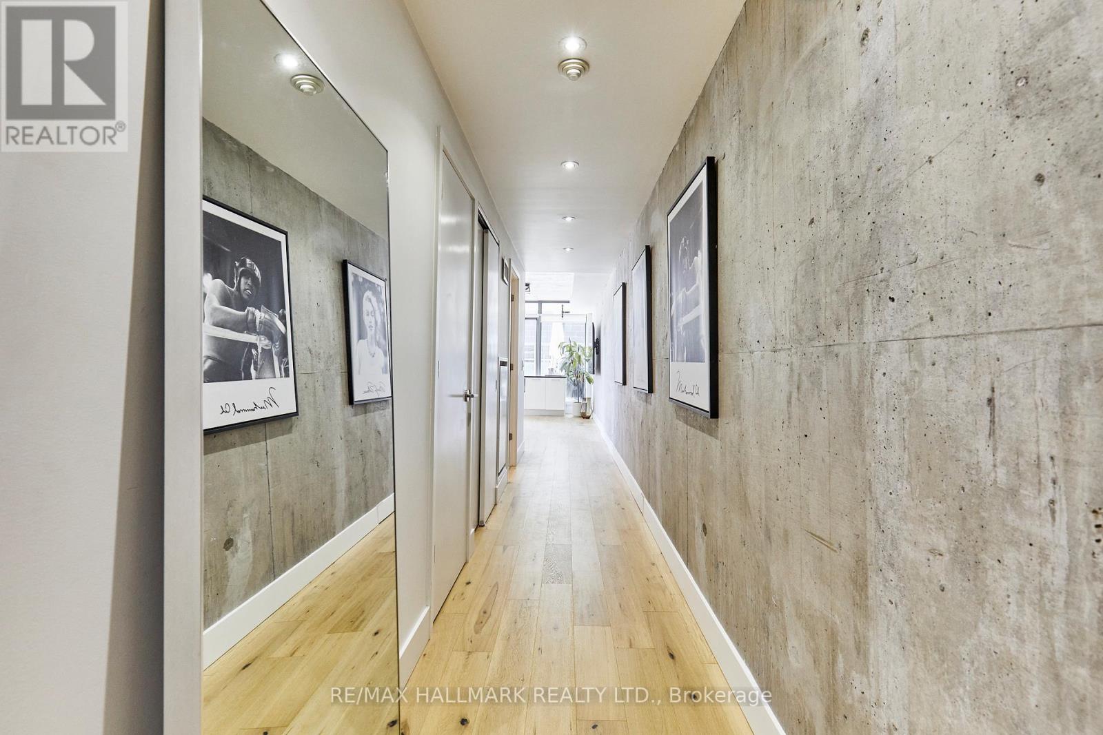 211 - 90 Broadview Avenue, Toronto, Ontario  M4M 0A7 - Photo 3 - E12434374