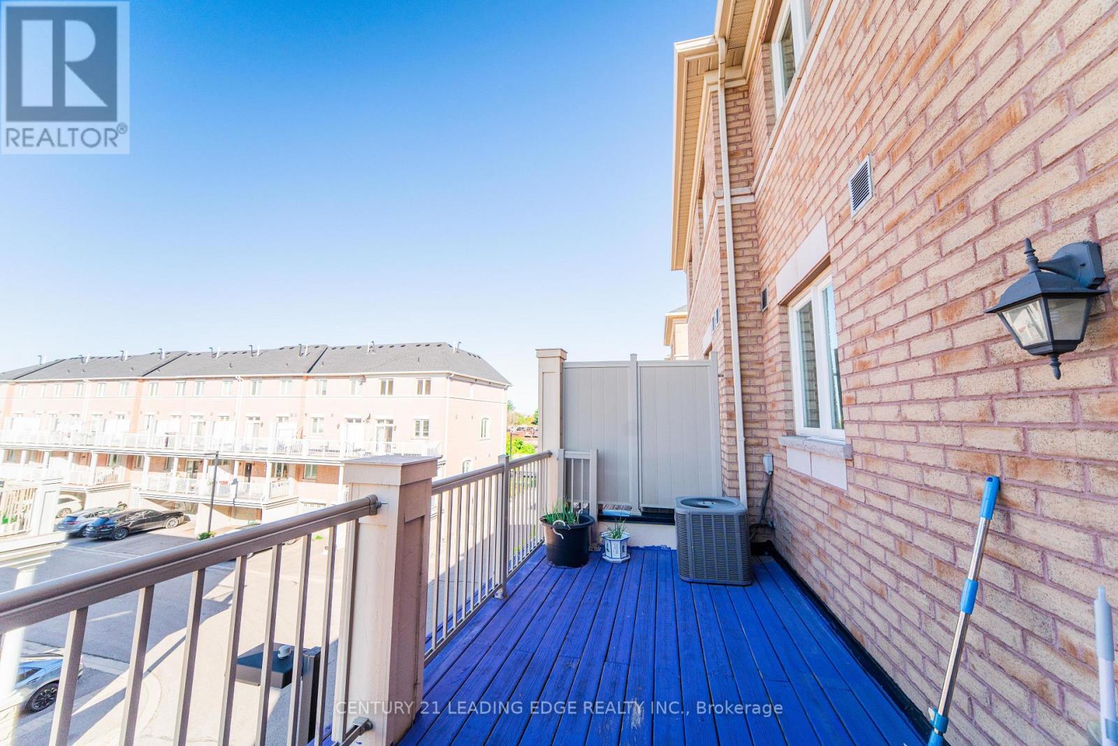 5 Dearie Lane, Markham, Ontario  L3R 2L8 - Photo 14 - N12434375