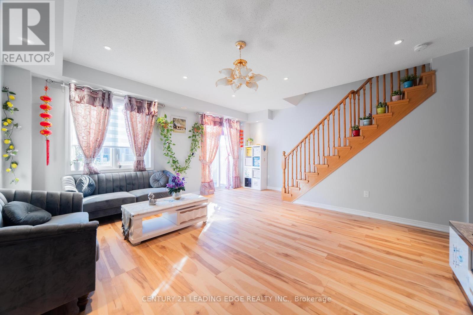 5 Dearie Lane, Markham, Ontario  L3R 2L8 - Photo 19 - N12434375