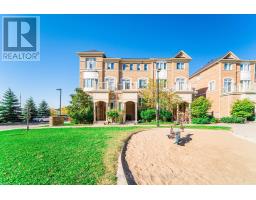 5 DEARIE LANE, Markham, Ontario