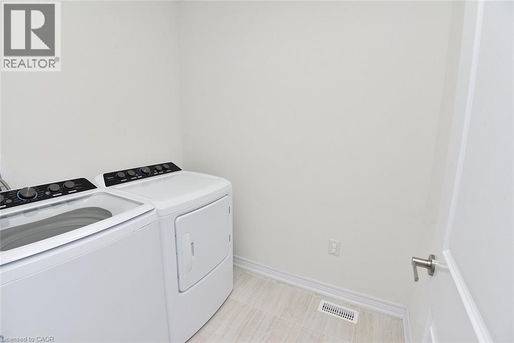 171 Blackbird Way, Mount Hope, Ontario  L0R 1W0 - Photo 33 - 40774838