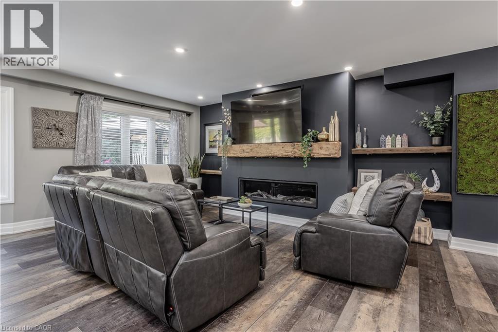 96 Laurendale Avenue, Waterdown, Ontario  L0R 2H3 - Photo 17 - 40770585