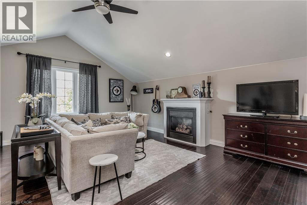 96 Laurendale Avenue, Waterdown, Ontario  L0R 2H3 - Photo 24 - 40770585