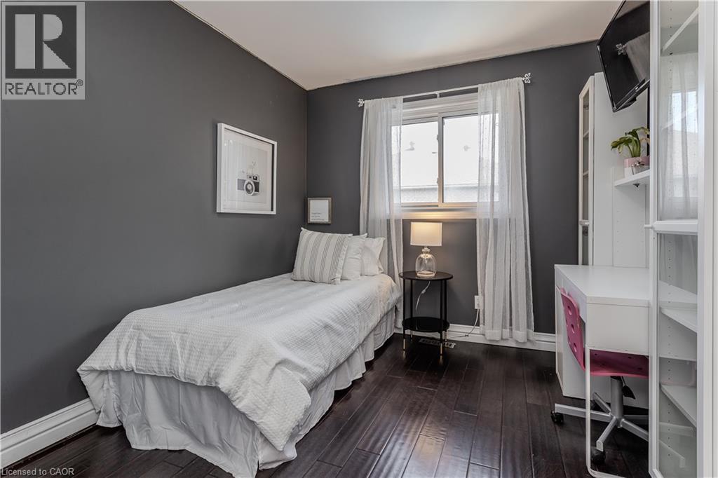 96 Laurendale Avenue, Waterdown, Ontario  L0R 2H3 - Photo 33 - 40770585