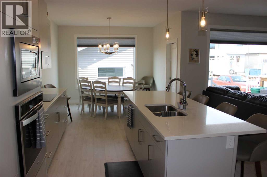 2604 45 Street S, Lethbridge, Alberta  T1K 8K6 - Photo 5 - A2253634