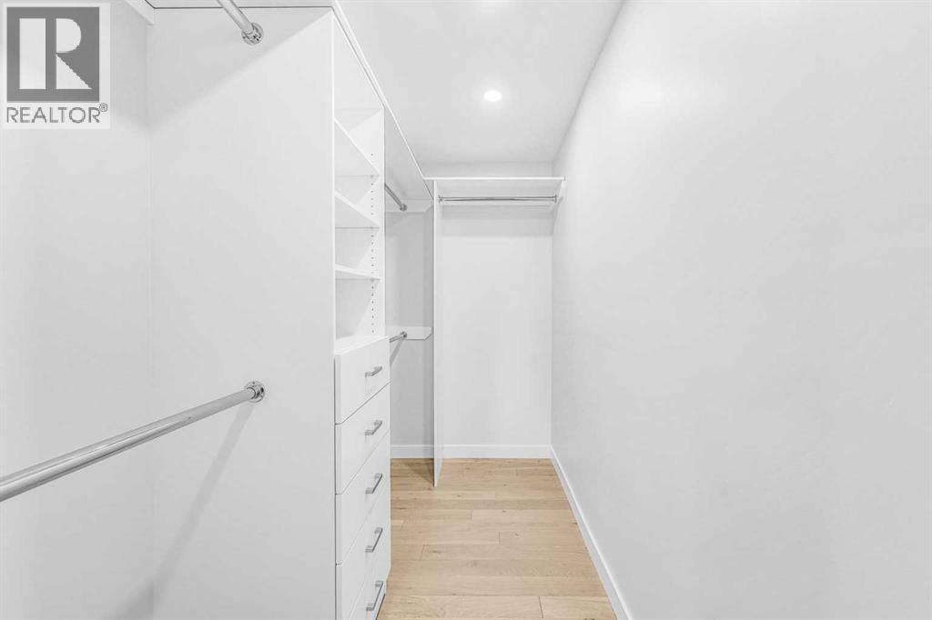 10604 Oakmoor Way Sw, Calgary, Alberta  T2W 2H8 - Photo 24 - A2238193