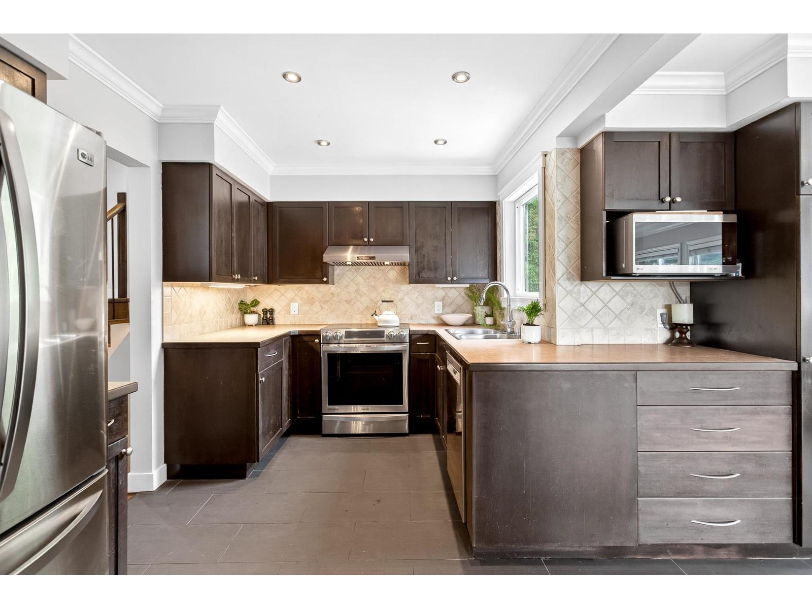 8816 Russell Drive, Delta, British Columbia  V4C 4P7 - Photo 13 - R3053077