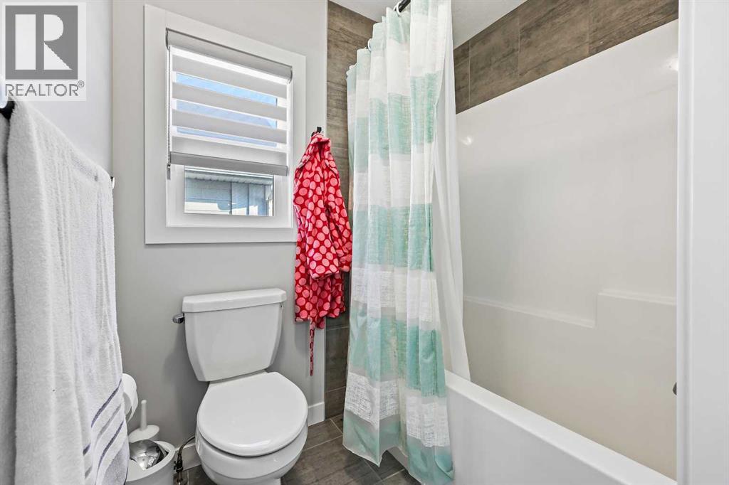 34 Coach Ridge Point Sw, Calgary, Alberta  T3H 2A7 - Photo 31 - A2259480
