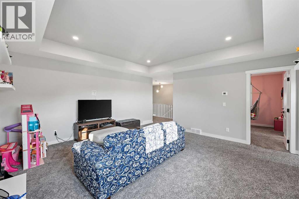 34 Coach Ridge Point Sw, Calgary, Alberta  T3H 2A7 - Photo 23 - A2259480