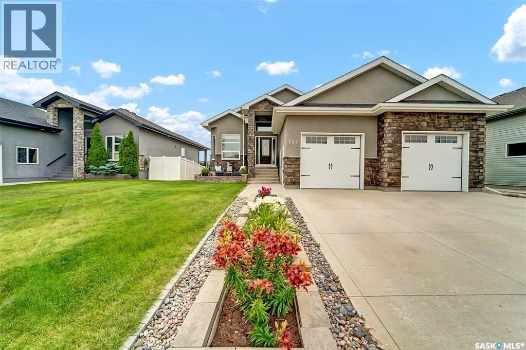 737 Gowan Road, Warman, Saskatchewan  S0K 4S2 - Photo 1 - SK019665