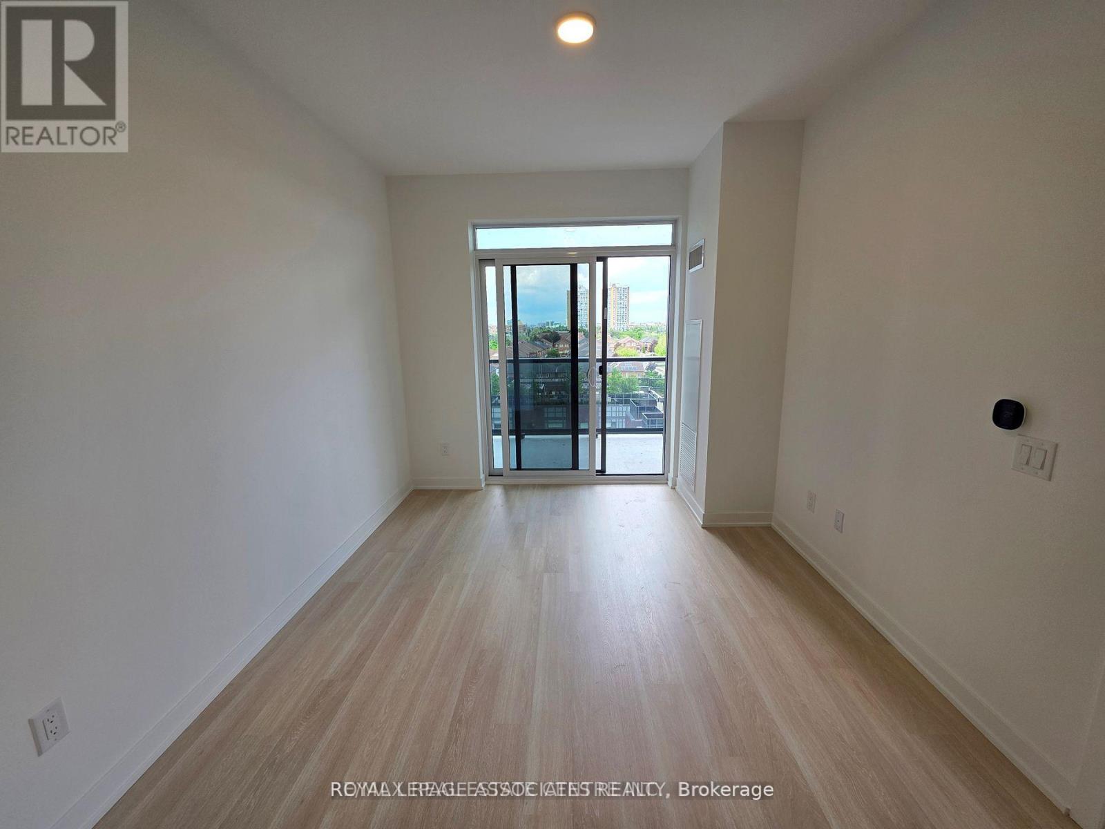 524 - 5105 Hurontario Street, Mississauga, Ontario  L4Z 3X7 - Photo 4 - W12434317