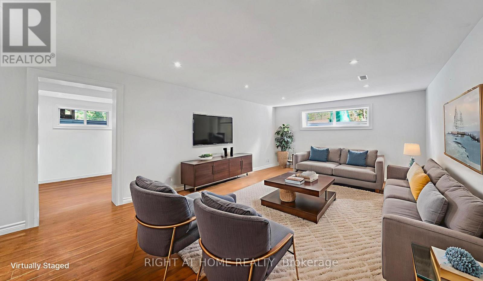 17 Glen Meadow Court, Toronto, Ontario  M9B 5B9 - Photo 24 - W12434330