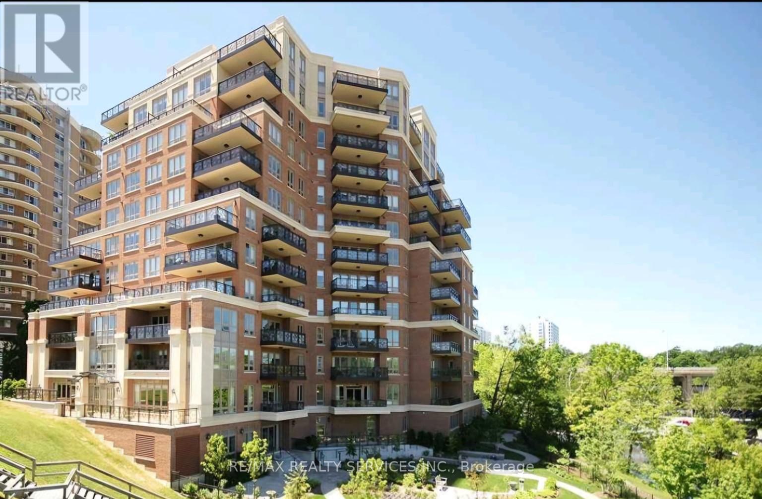 1003 - 111 FORSYTHE STREET, Oakville, Ontario