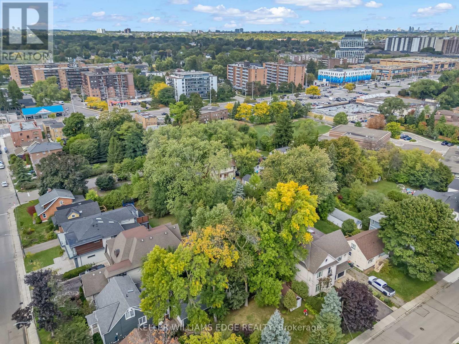 63 Minnewawa Road, Mississauga, Ontario  L5G 1C6 - Photo 25 - W12434339