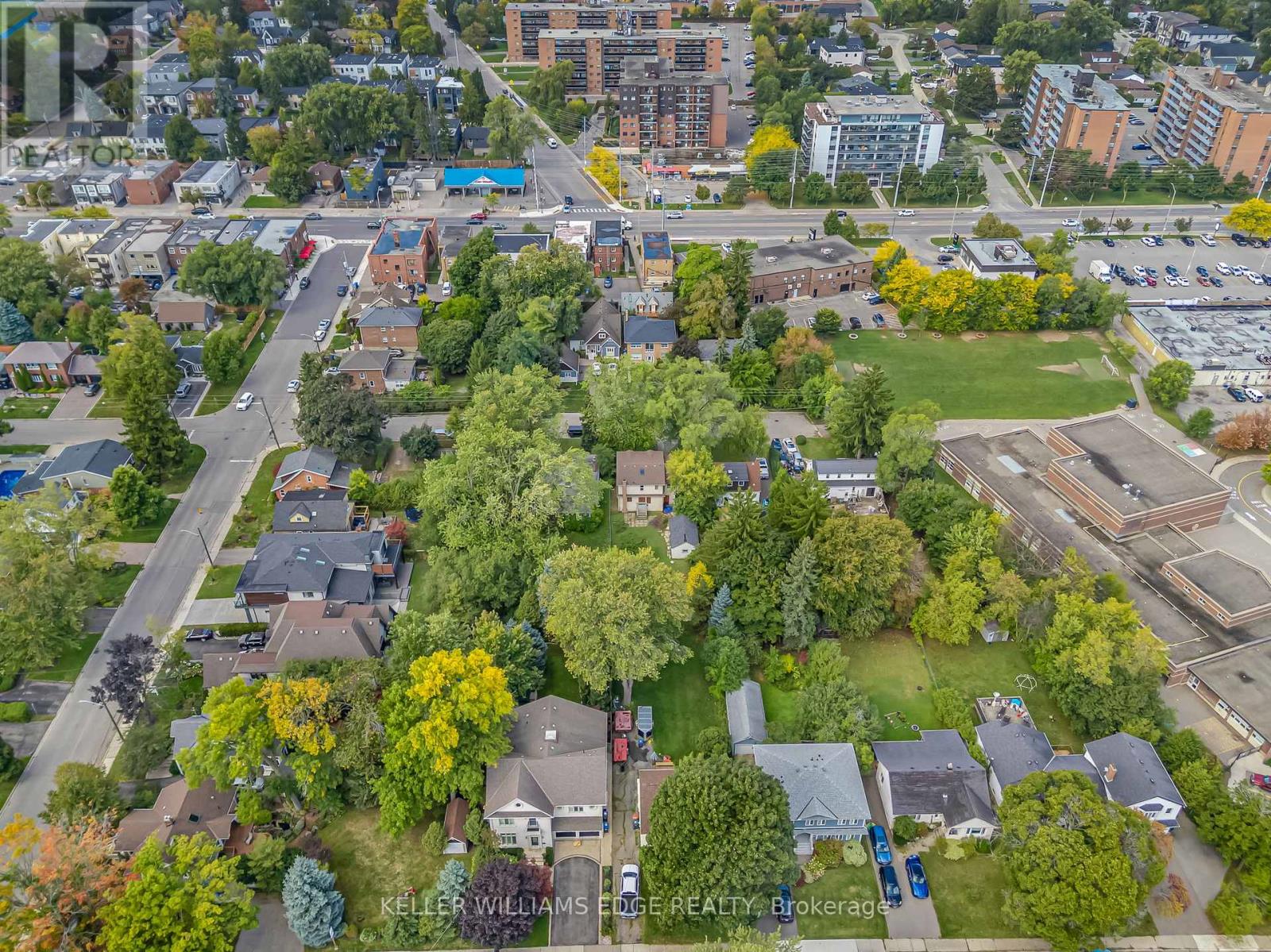 63 Minnewawa Road, Mississauga, Ontario  L5G 1C6 - Photo 26 - W12434339