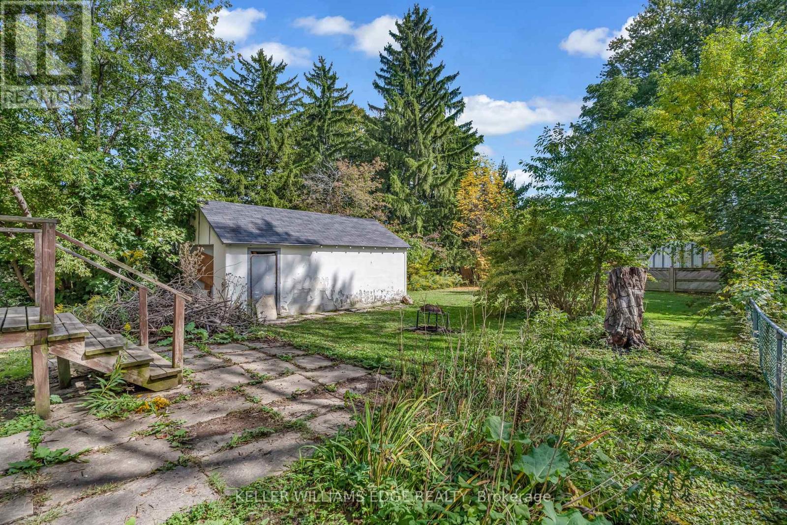63 Minnewawa Road, Mississauga, Ontario  L5G 1C6 - Photo 6 - W12434339