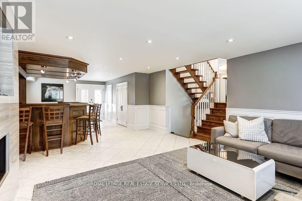 6 Cadman Court, Toronto, Ontario  M9A 4S7 - Photo 27 - W12434343