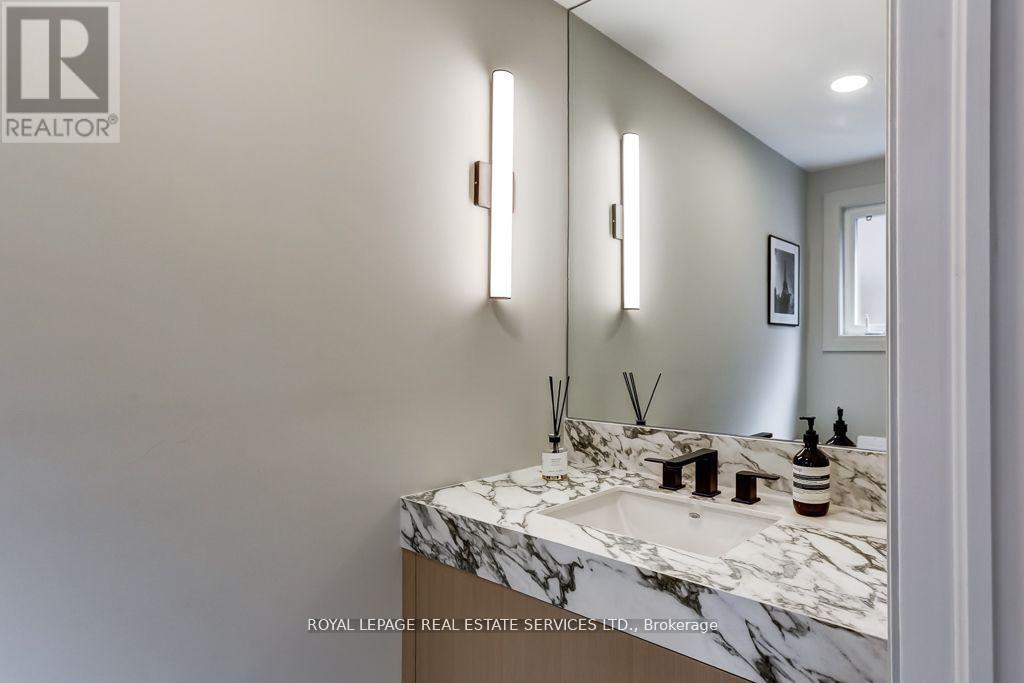 6 Cadman Court, Toronto, Ontario  M9A 4S7 - Photo 30 - W12434343