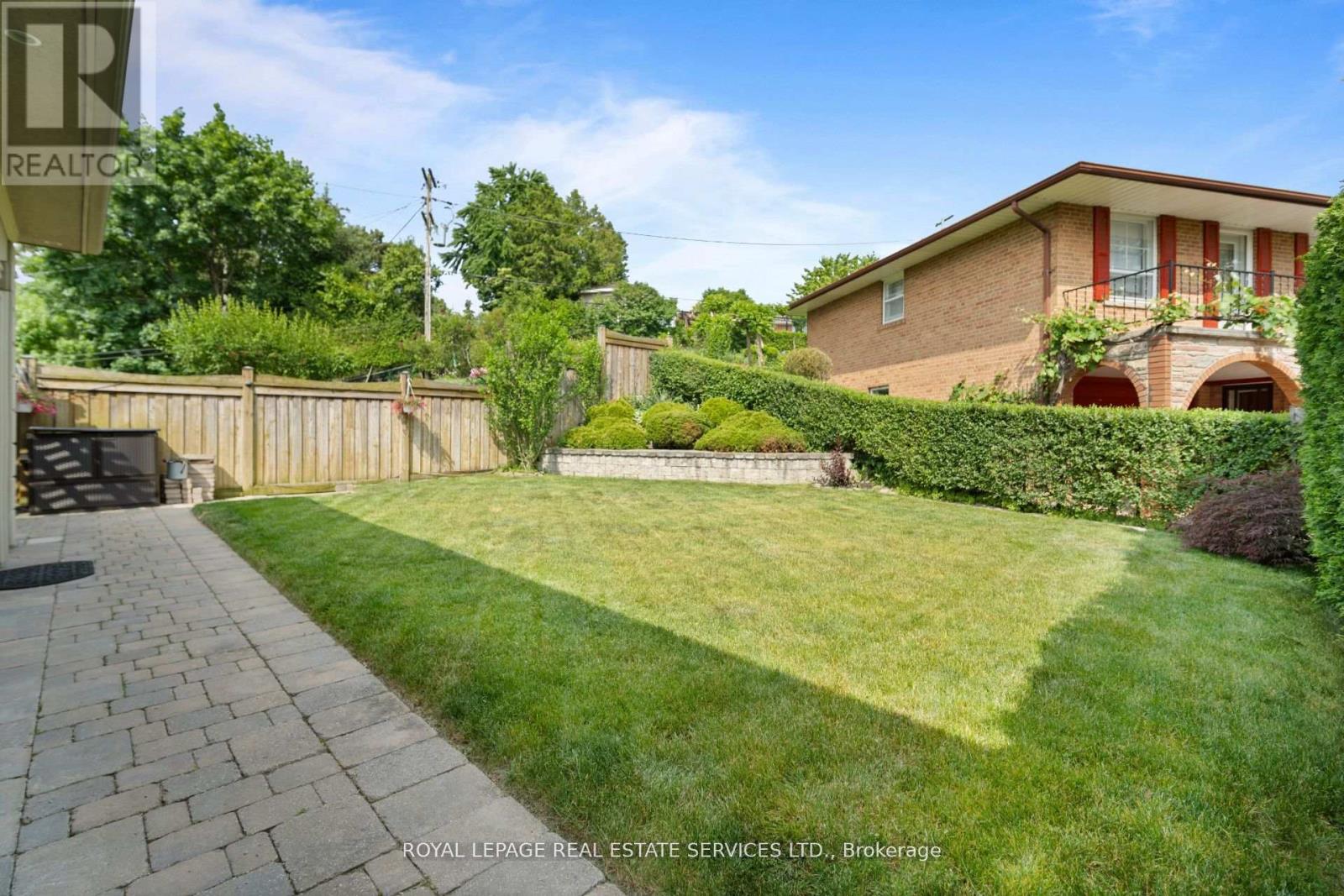 6 Cadman Court, Toronto, Ontario  M9A 4S7 - Photo 38 - W12434343
